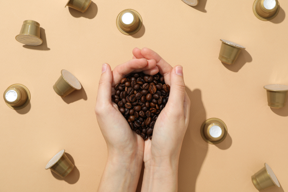 Kawa w kapsułkach vs. kawa ziarnista – co wybrać?